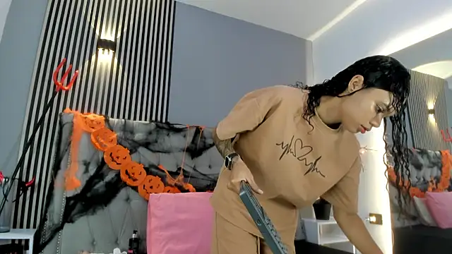 GysellHanson online show from 10-31-25, 11:29