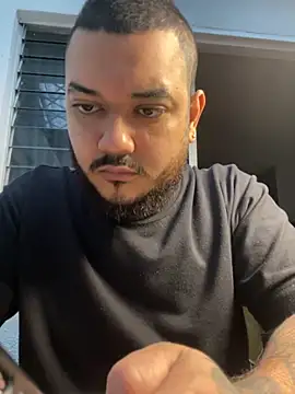 El Titan1998 online show from 11-30-25, 12:28