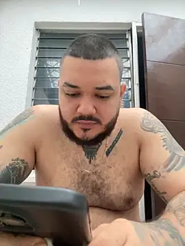 El Titan1998 online show from 11-28-25, 11:32