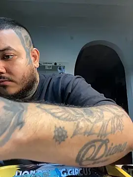 El Titan1998 online show from 10-02-25, 11:41