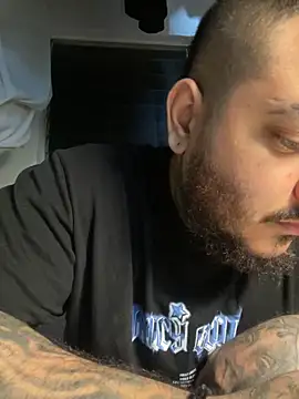 Snapshot of El_Titan1998 chatting on 02-09-26, 11:58 El Titan1998 online show from 02-09-26, 11:58