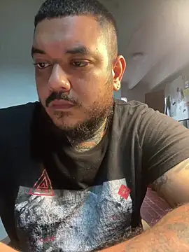 El Titan1998 online show from 04-07-26, 08:21