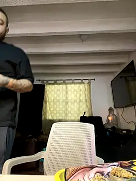 El Titan1998 online show from 09-17-25, 08:11