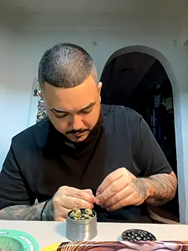 El Titan1998 online show from 09-30-25, 11:00