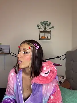 BlueStoneX online show from 12-16-25, 07:01