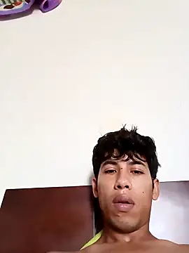 Snapshot of Andres123cv chatting on 09-16-25, 02:51 Andres123cv online show from 09-16-25, 02:51