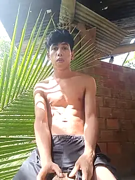 Snapshot of Andres123cv chatting on 12-05-25, 07:01 Andres123cv online show from 12-05-25, 07:01