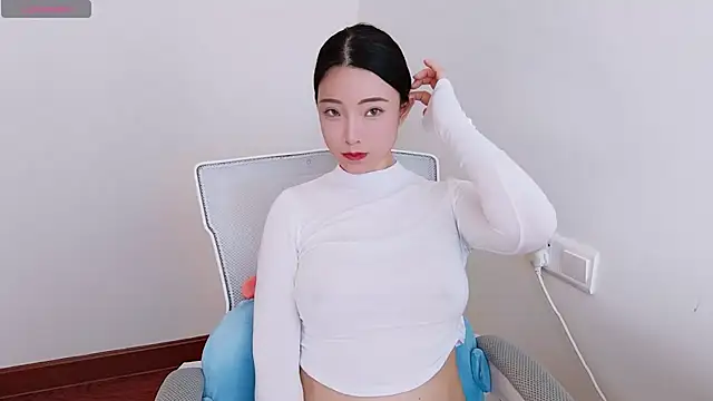Snapshot of Lucky-kaka999 chatting on 07-21-26, 02:47 Lucky-kaka999 online show from 07-21-26, 02:47