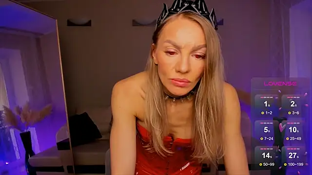 Oliva Candy online show from 05-13-26, 02:46