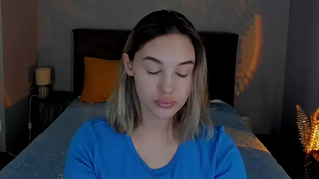 AngelicaKleee online show from 01-24-25, 05:10