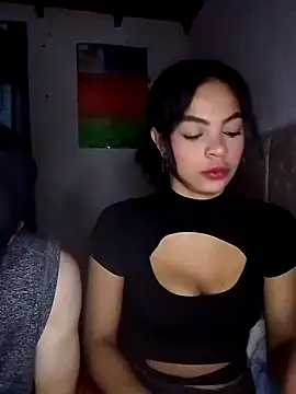 Snapshot of BlakeandRouse chatting on 02-25-26, 10:31 BlakeandRouse online show from 02-25-26, 10:31