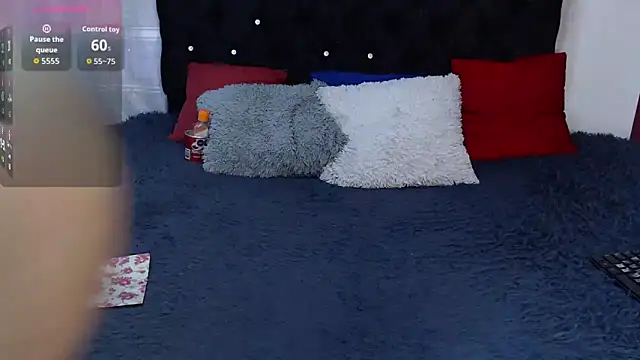 GabrielaFerrer02 online show from 12-14-25, 02:22