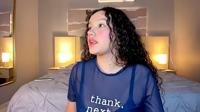 LucyLovelyy online show from 02-26-25, 12:41