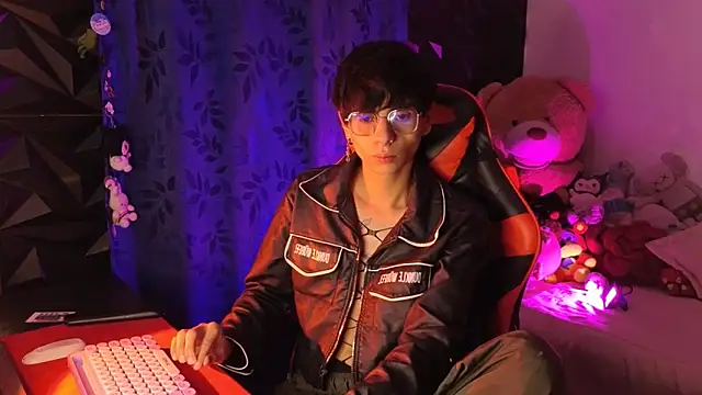Snapshot of The_Princematt chatting on 06-15-26, 10:53 The Princematt online show from 06-15-26, 10:53