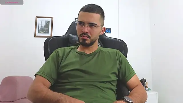 Massimoo 07 online show from 11-19-25, 07:25