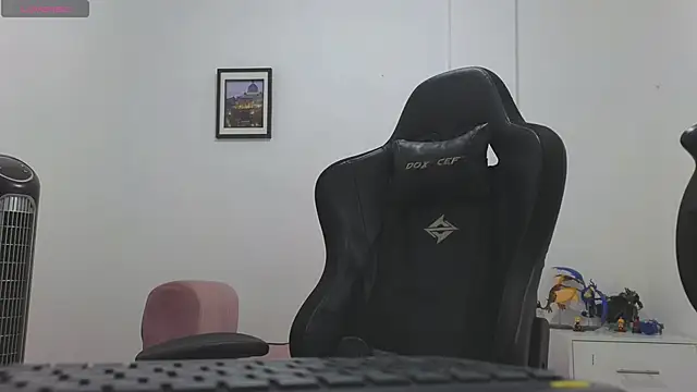 Massimoo 07 online show from 06-19-26, 11:09