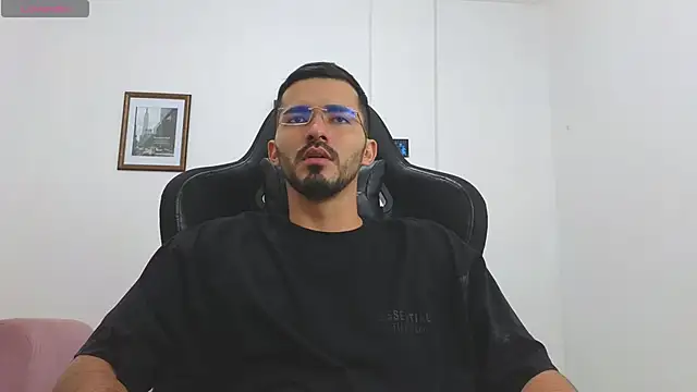 Massimoo 07 online show from 10-27-25, 03:02