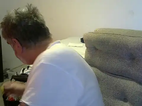 viejo oso online show from 09-21-25, 03:39