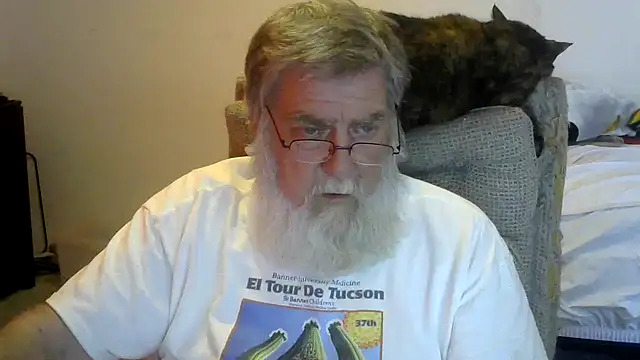 viejo oso online show from 06-07-26, 10:15