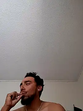 Snapshot of zeek520 chatting on 12-21-24, 11:13 zeek520 online show from 12-21-24, 11:13