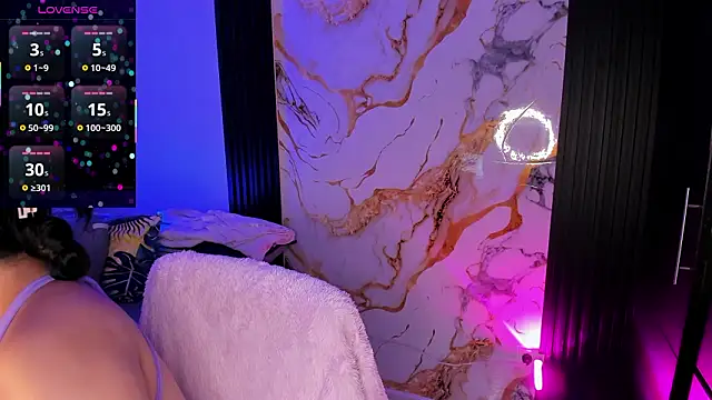 stefany duque1  online show from 02-21-26, 12:45