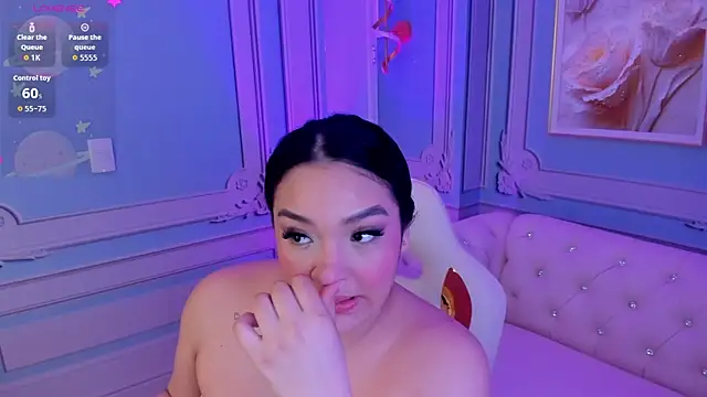 stefany duque1  online show from 10-02-25, 03:21