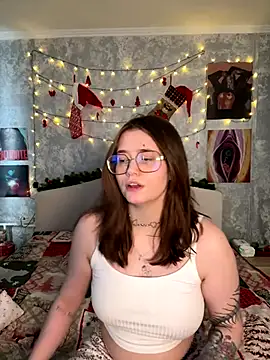 Snapshot of Sabrina_shells chatting on 01-07-26, 09:14 Sabrina shells online show from 01-07-26, 09:14