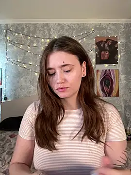 Snapshot of Sabrina_shells chatting on 11-07-25, 10:42 Sabrina shells online show from 11-07-25, 10:42