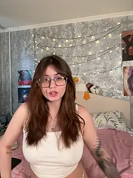 Snapshot of Sabrina_shells chatting on 11-14-25, 10:52 Sabrina shells online show from 11-14-25, 10:52