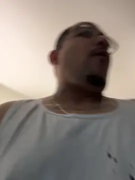 Snapshot of cloudy_couple444 chatting on 03-16-26, 01:59 cloudy couple444 online show from 03-16-26, 01:59