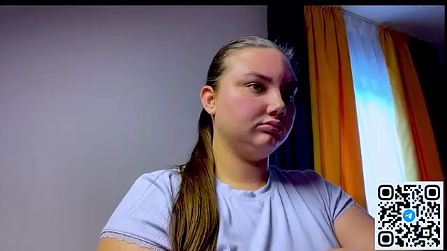 Dreamyblushfairy online show from 06-19-26, 01:50