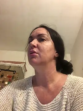 BELLAMORGANE1 online show from 11-04-25, 08:56