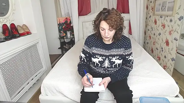 SilviaHart online show from 02-20-26, 01:02