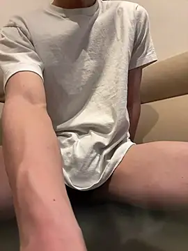 miichannnnn online show from 02-26-25, 06:40