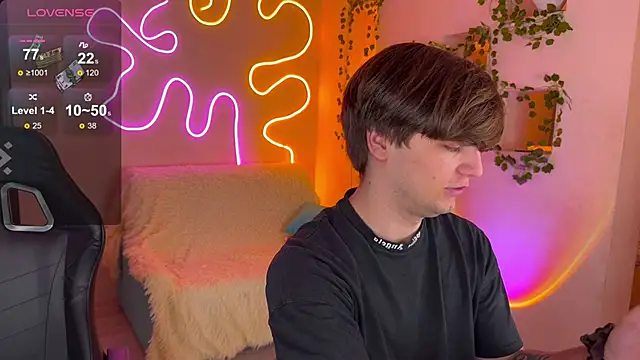 RobertAndLinela online show from 11-01-25, 03:50