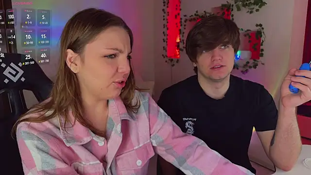 RobertAndLinela online show from 04-11-26, 06:32