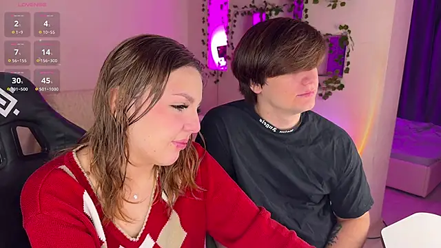 RobertAndLinela online show from 12-19-25, 06:38