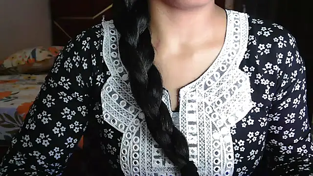 Somiya87 online show from 04-05-26, 05:41