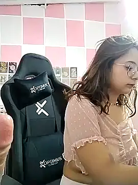 Paulina mosh online show from 02-20-25, 02:24