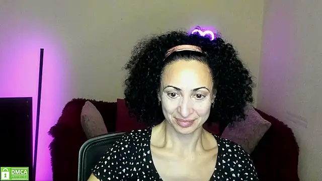 Arianasweety23 online show from 09-24-25, 05:30