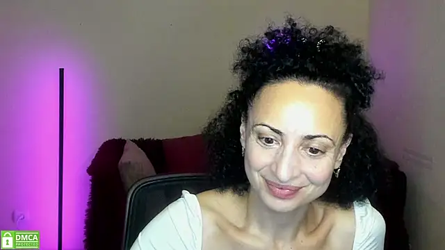 Arianasweety23 online show from 09-09-25, 05:33