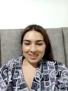 Snapshot of VictoriaMolina chatting on 10-11-25, 11:39 VictoriaMolina online show from 10-11-25, 11:39