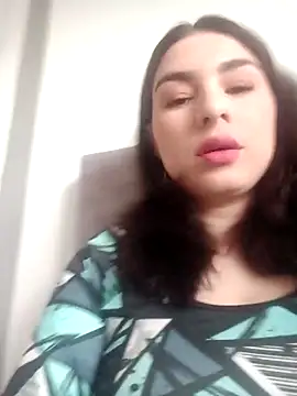 Snapshot of VictoriaMolina chatting on 10-19-25, 09:06 VictoriaMolina online show from 10-19-25, 09:06