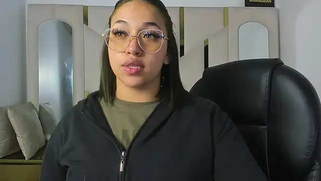 IsabellRodriguez18 online show from 01-13-26, 04:27