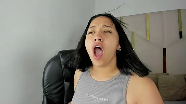 IsabellRodriguez18 online show from 09-23-25, 02:40
