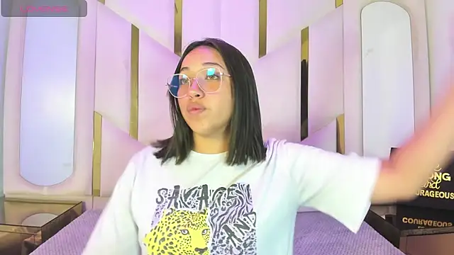 IsabellRodriguez18 online show from 03-04-26, 03:03