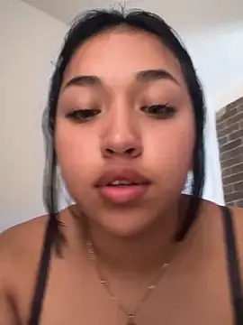 IsabellRodriguez18 online show from 11-12-25, 03:16