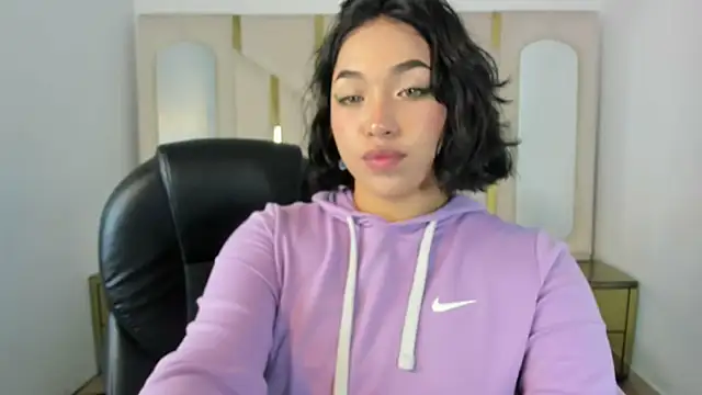 IsabellRodriguez18 online show from 10-23-25, 03:38