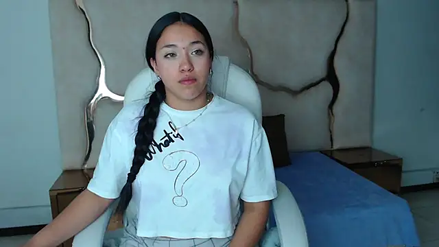 IsabellRodriguez18 online show from 02-28-25, 07:37