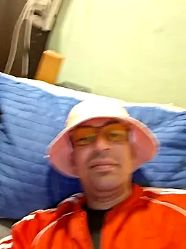 zeus2630 online show from 11-29-25, 02:50